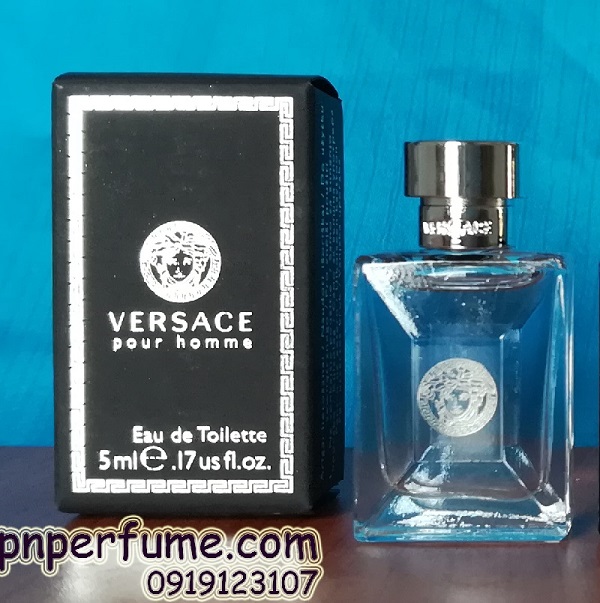 Nước hoa Versace Pour Homme - Món quà hoàn hảo dành cho phái mạnh