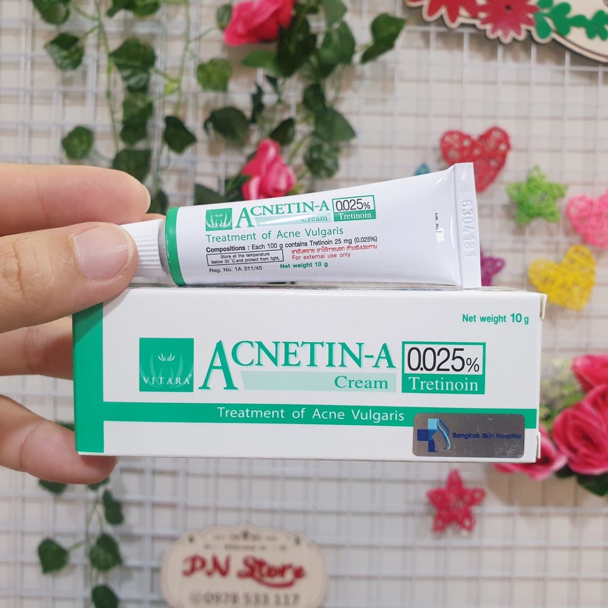 Thuốc Retin-A Cream 0.025% Tretinoin chuyên điều trị mụn bọc mụn ẩn chính hãng (Thái Lan)
